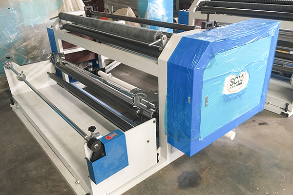 無(wú)紡布分切機(jī) 無(wú)紡布分切機(jī)